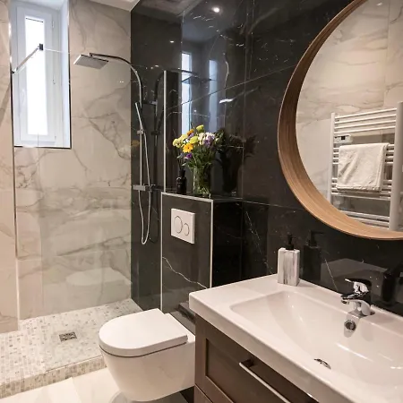 Monaco 1 Bedroom *